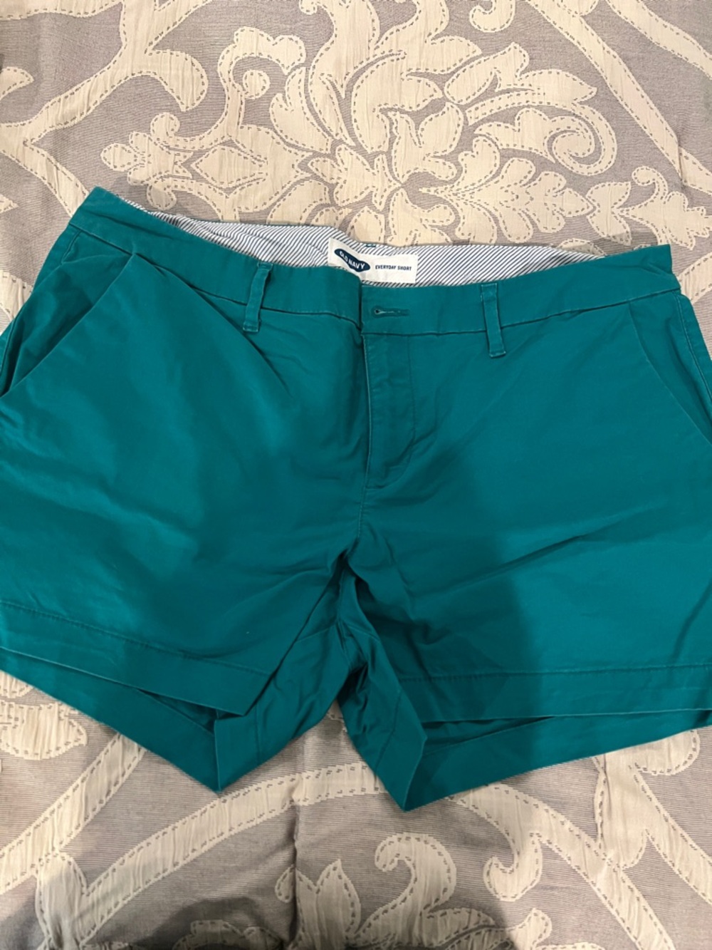 Old Navy Teal Women's Bermuda Shorts
